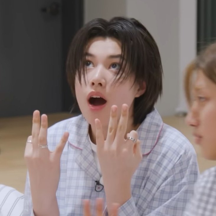 loucy🐘🎀 tweet media