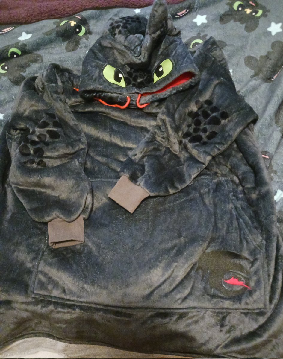 LightWriter6857 tweet media