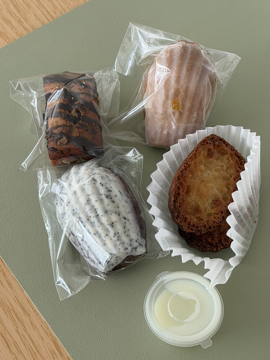 aster_diary's tweet photo. 야무진 구움과자가게를 찾은 것 같아 🥺 https://t.co/qJskQnnU3f