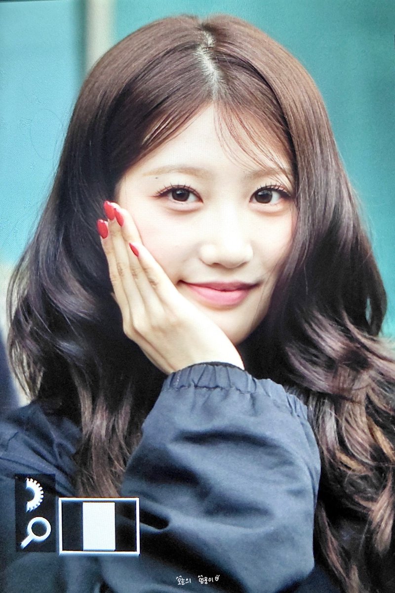 Lindo_0326's tweet photo. 260406 심케 일일팬매
#첫사랑 #CSR #서연 #SEOYEON

팬매님.....🫶🏻 https://t.co/hR56WDy6Qg