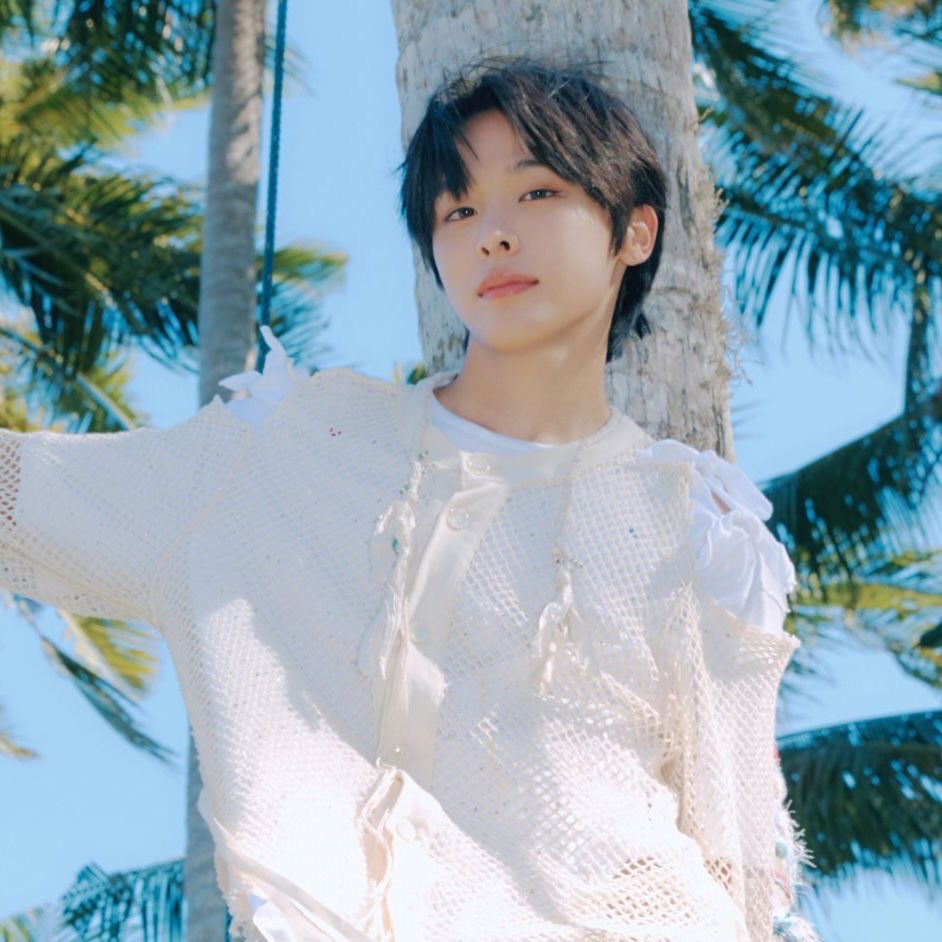 ᨳ𓂃 𓈒𓏸𝄞 tweet media