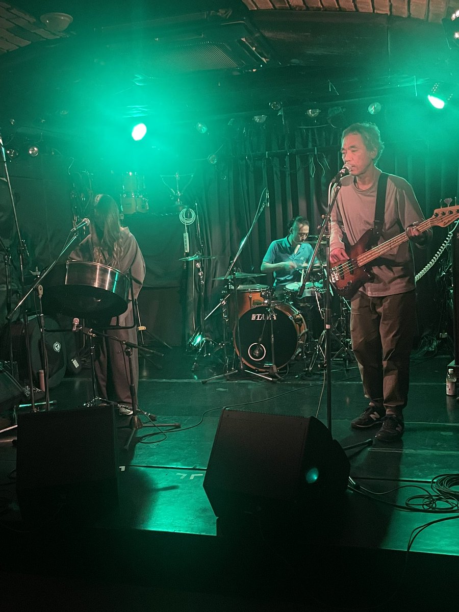 あっけらかんず tweet media