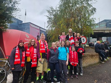 BeesSustainable's tweet photo. 🤞 for another Thiago hat-trick against the Toffees on Saturday as the European push continues

Join a free 🚴‍♀️ fan-led group ride to the ⚽️game from Ealing. All welcome for the short social ride and pre-match chat.

Details: https://t.co/RglMJV2rbM

#BREEVE | #BrentfordFC https://t.co/um0sUxtDD7