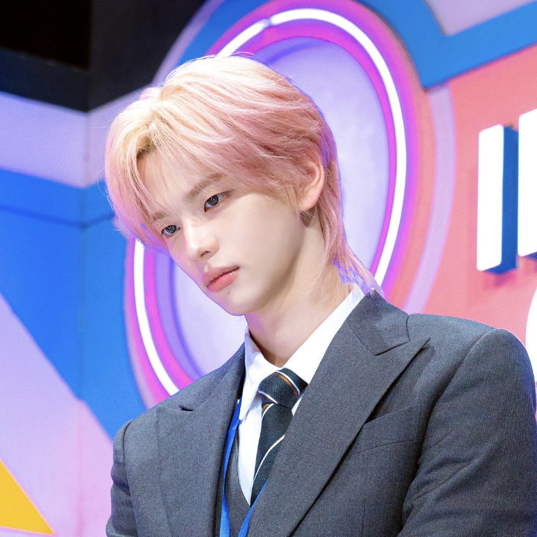 ౨ৎ.. tweet media