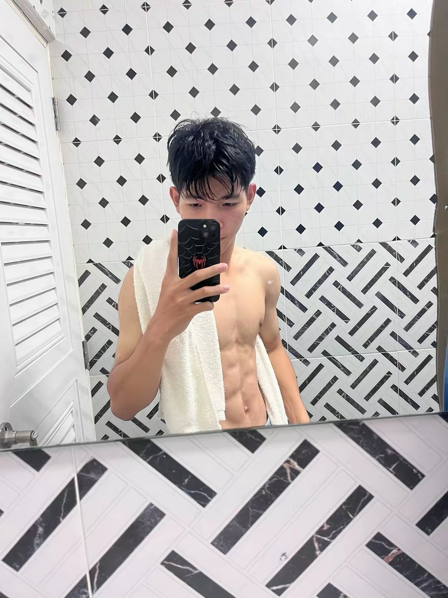 ชนพัฒน์ tweet media