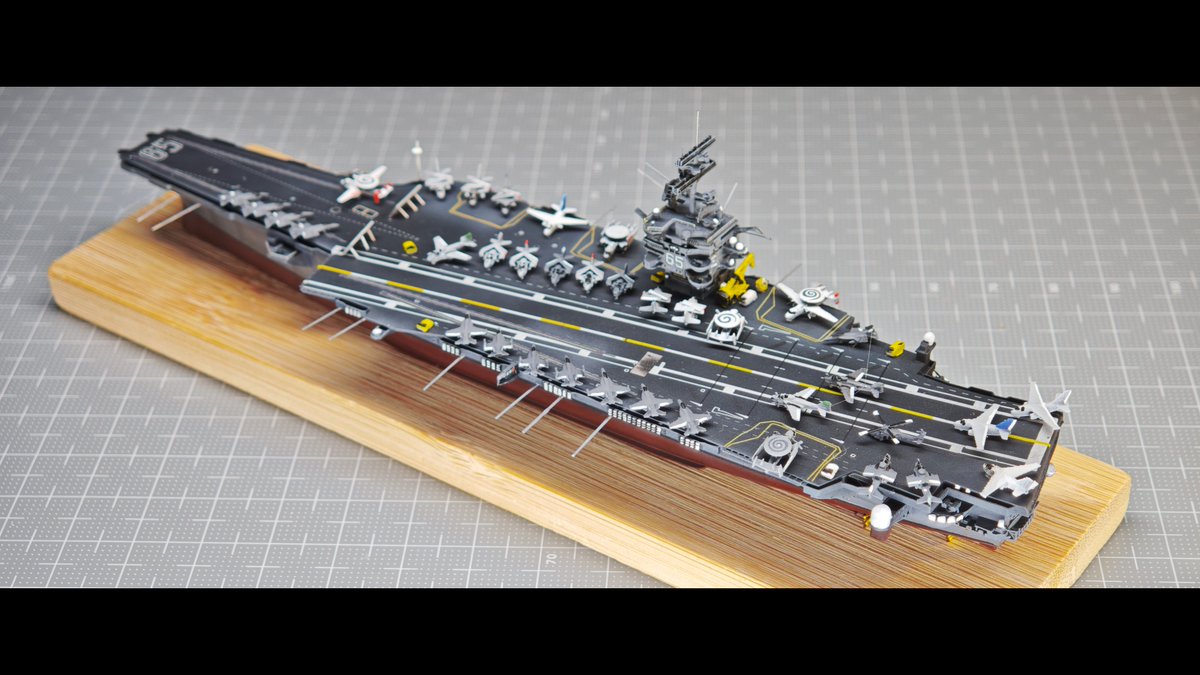AMATSU1026's tweet image. #CVN
1/2000
USS CVN-65 ENTERPRISE
"We are Legend"