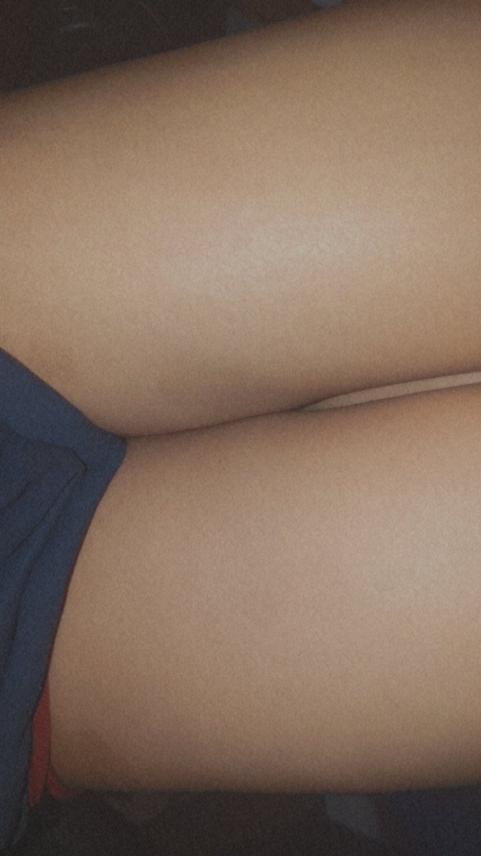 FemboyReii's tweet photo. Thighs #femboy https://t.co/hXs091GKZG