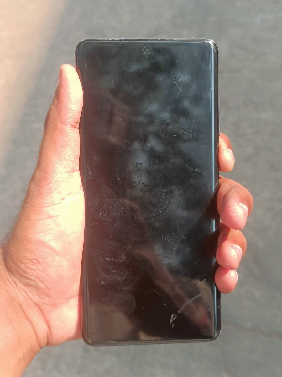 VarunBVaru84680's tweet image. Very disappointed with OnePlus service.

I bought a OnePlus 12 around 2 years ago. After the latest official update, my phone started lagging, auto restarting, switching on/off automatically, and even the home/recent buttons stopped working.

 #OnePlus12 #OnePlusIndia