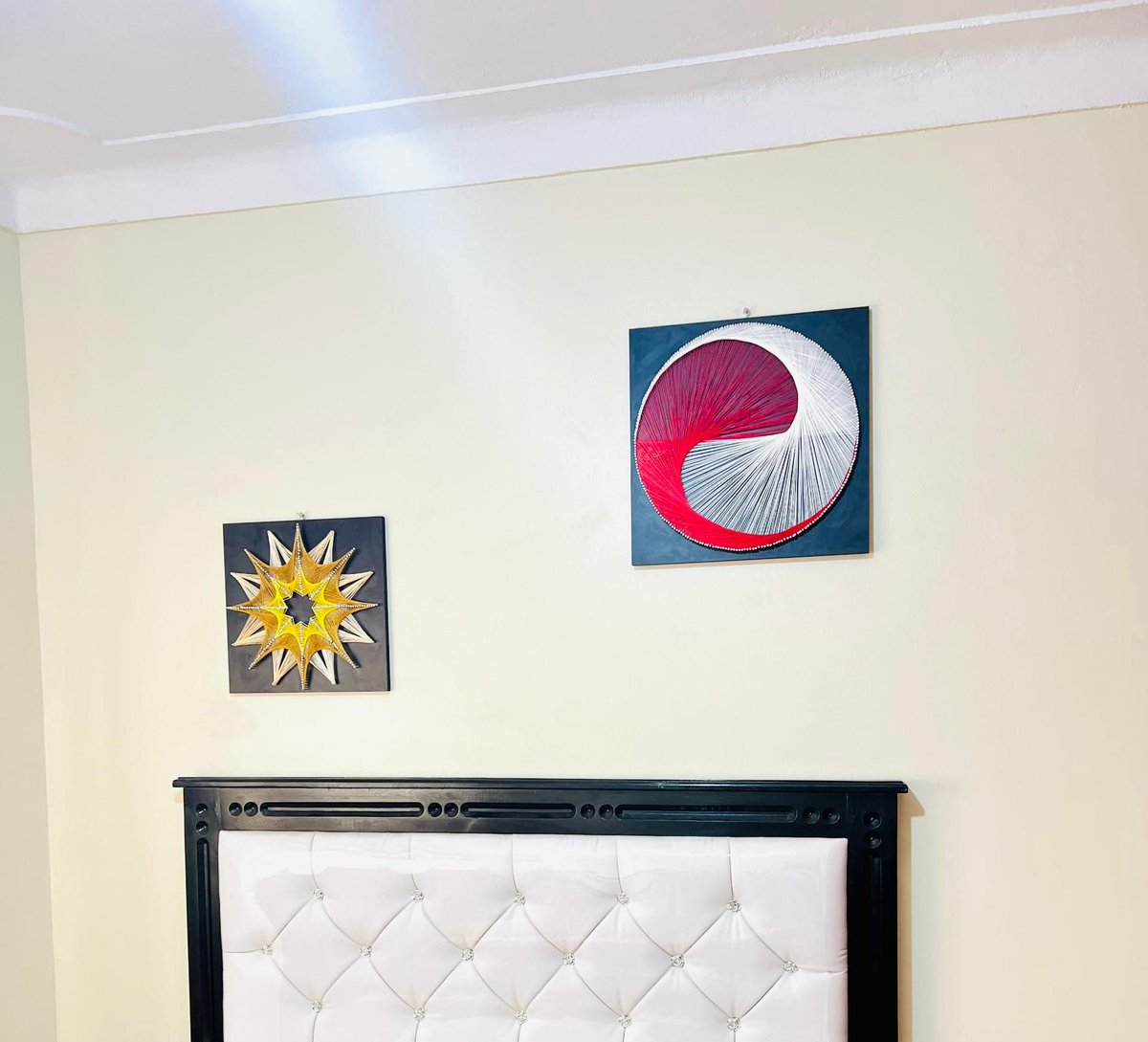 Kainembabazi22's tweet image. We offer customised wall hanging art pieces designed to enhance all types of commercial spaces at affordable prices.
#offices #Restaurants #Apartments #hotels #lodges #luxuryhomes #saloons #schools

For Orders; +256770355979