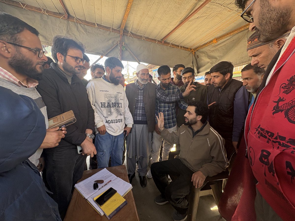 inamnabi's tweet photo. There is something deeply powerful about people who stand together not out of compulsion, but out of trust, love and shared hope. Their love continues to guide the path and such faith can never be let down..
@abrarrashid29 https://t.co/K5b1xVfMPB