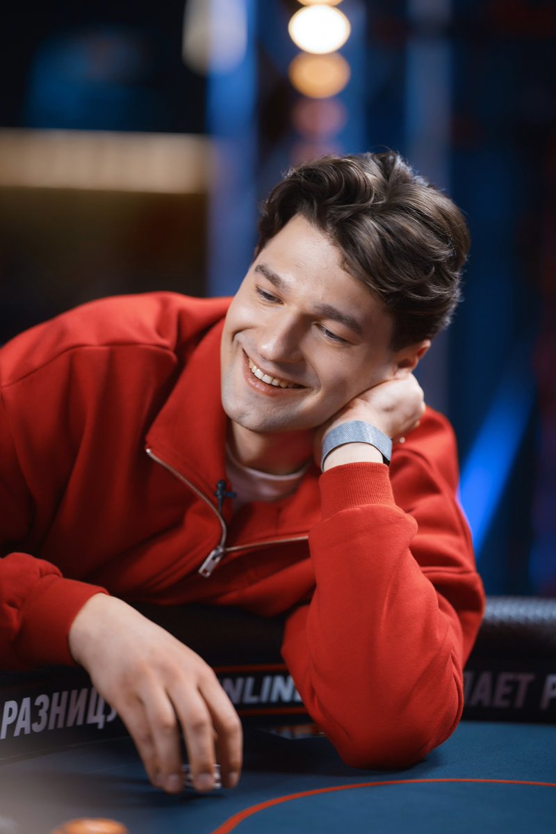 Титановая Женщина tweet media