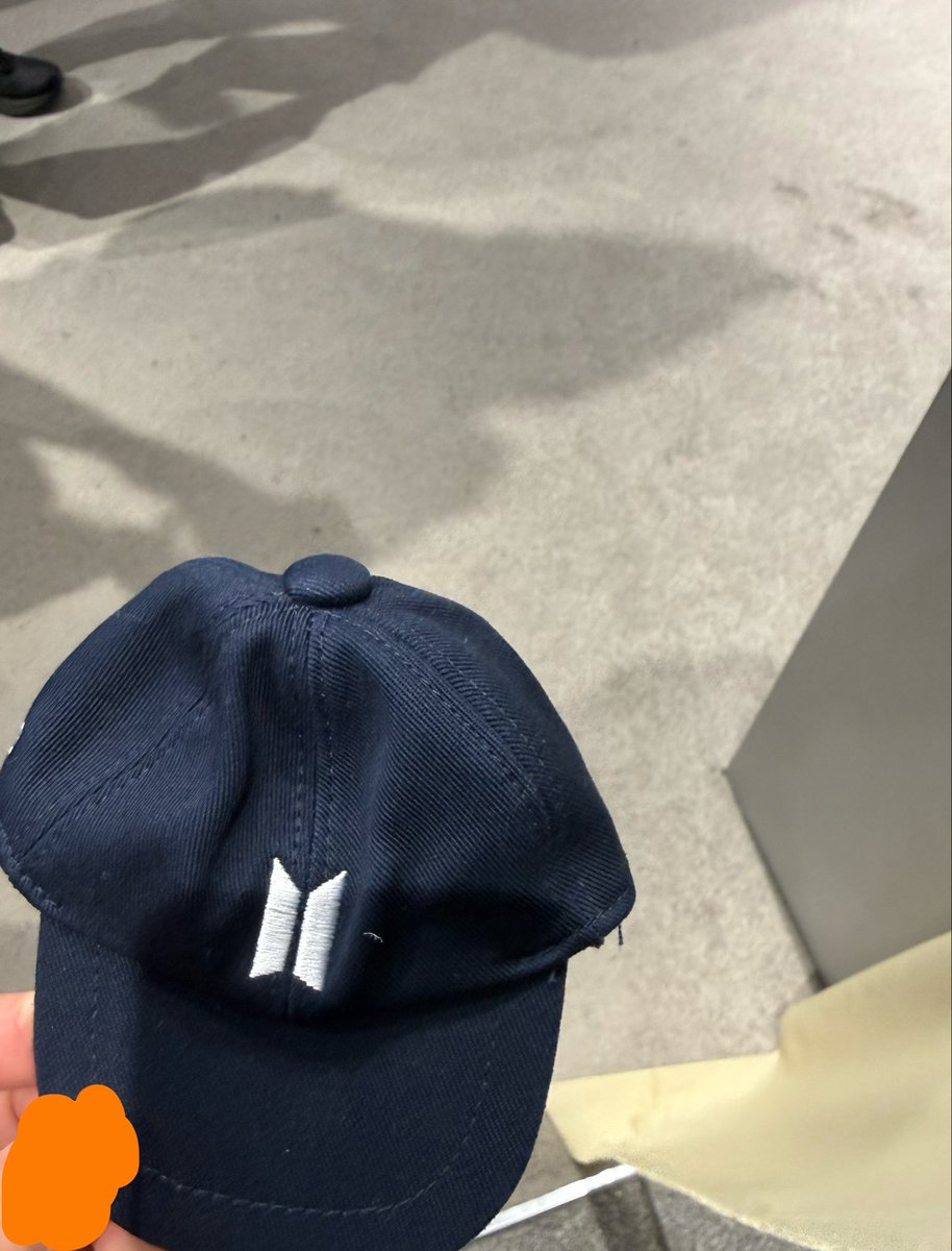 MOMO🍑🐰🐻🐱💜 𝔾𝕆𝕃𝔻𝔼ℕ tweet media