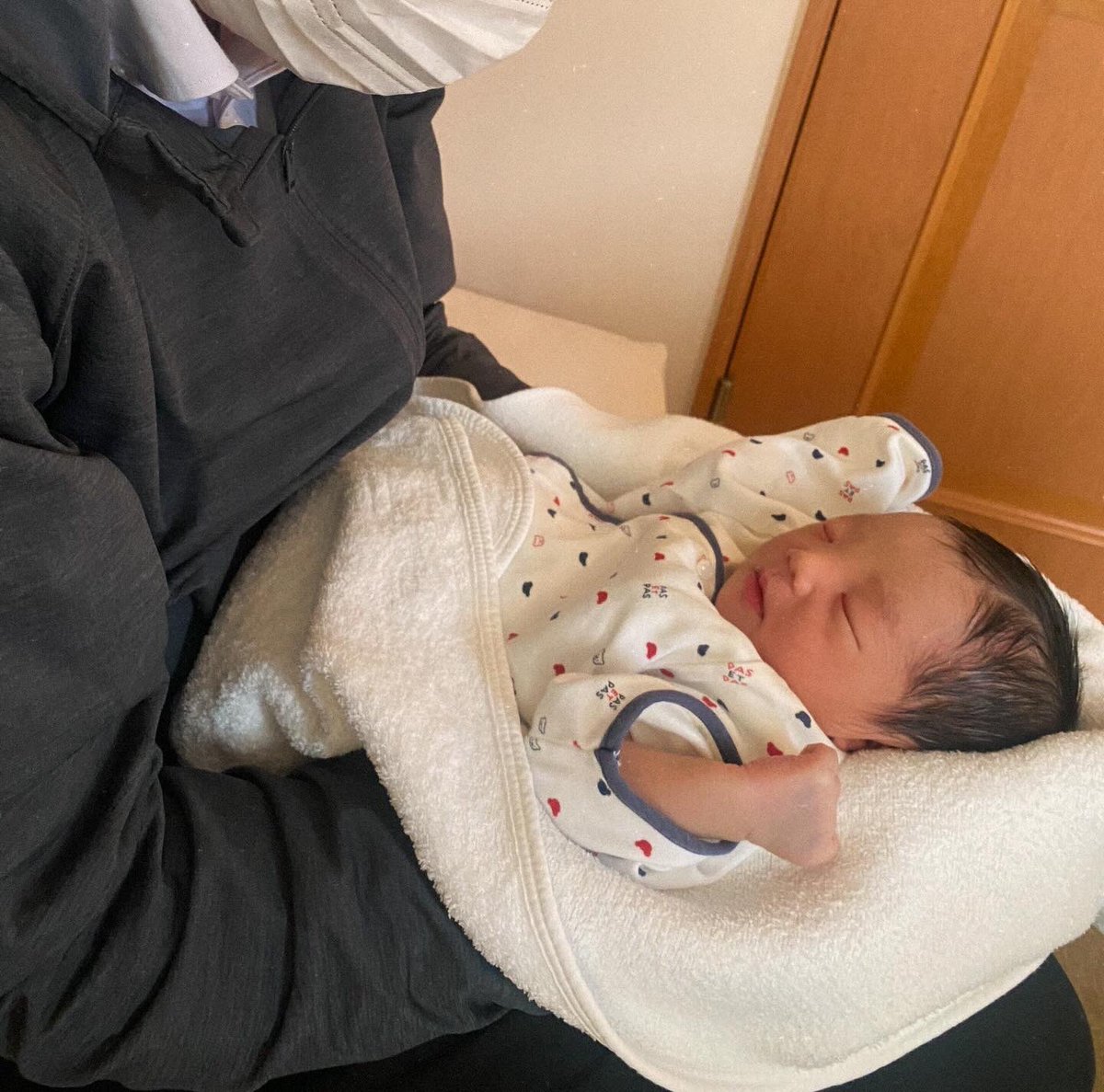 yuuutorr's tweet photo. ご報告🫰🏻

ゆきすけがママとパパになりました👶🌸 https://t.co/Yu3kYVIrld
