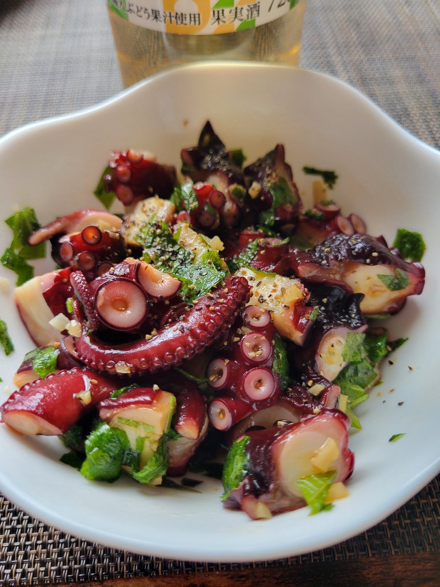 931ゴリラ tweet media