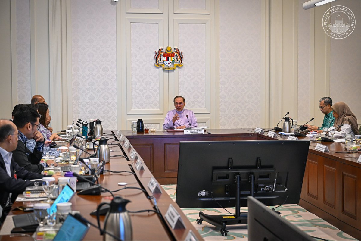 Anwar Ibrahim tweet media