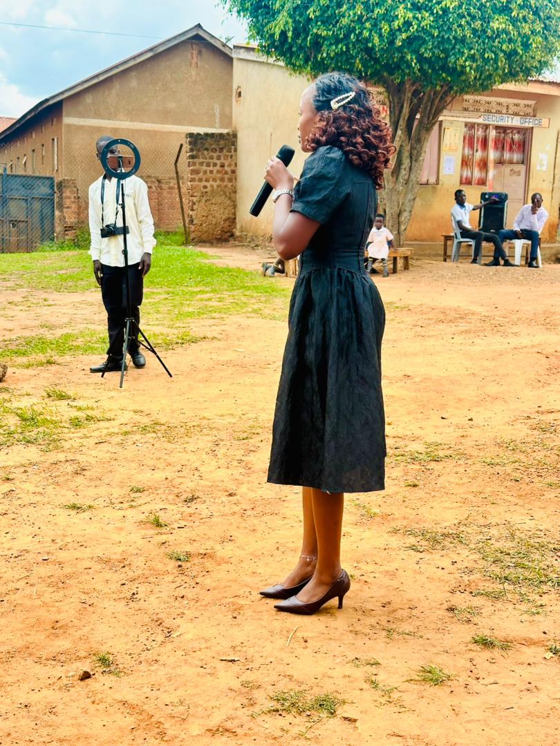 WomenProbono's tweet image. Our Legal Officer @NabbaaleT attended a prefects’ swearing-in at All Saints Junior School, Gayaza as guest speaker, where she engaged young leaders on advancing SRHR for girls in schools.

Empowering student leaders today builds a more informed, equitable tomorrow.

#SRHR