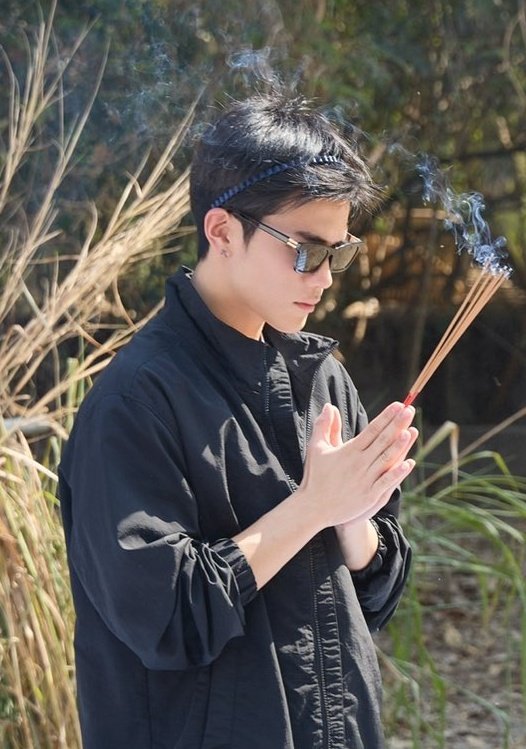 คุณหนูเขินอาย🌻🪥 ft.JK tweet media