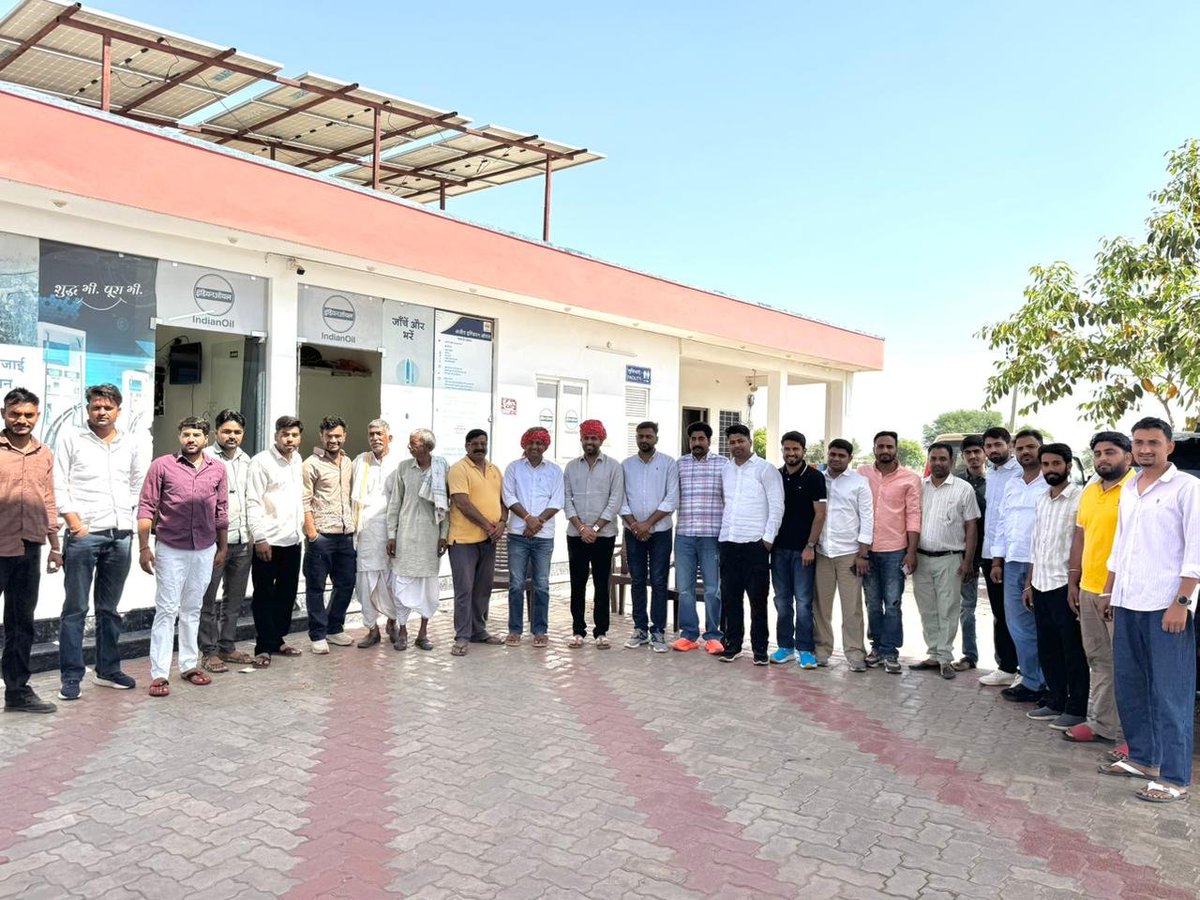 Gajendra Awana tweet media