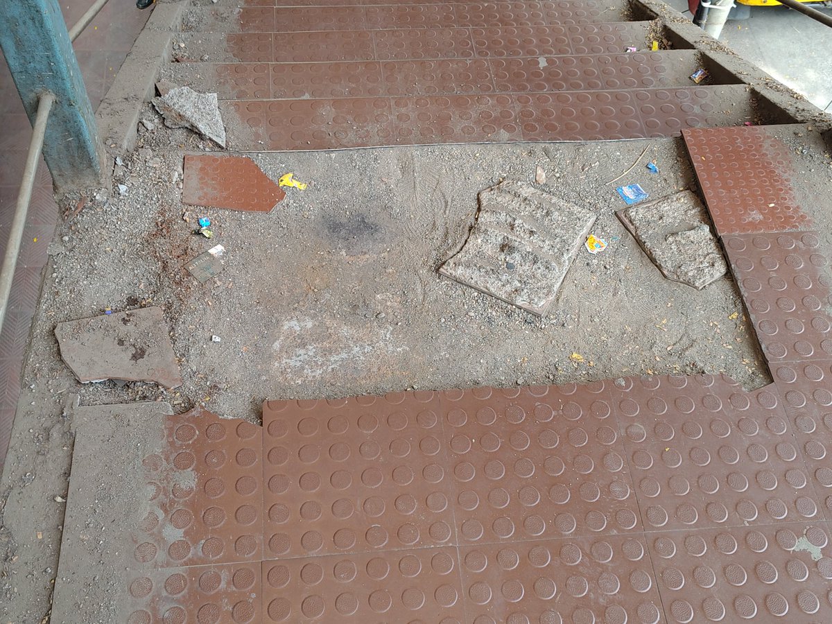 KeyurDoshi16's tweet photo. Tiles on the bridge is been broken since 5-6months on ghatkopar east fob going towards patel chowk
@mybmcWardN @Central_Railway @RailMadad @fpjindia https://t.co/s7Sz1VpQRK