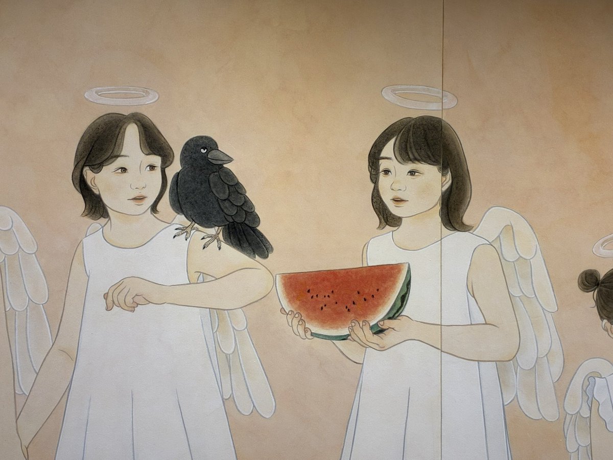 佐藤美術館にて橋爪ちなつさんの作品“天使と絵しりとり”を。

日本画って鉱物や箔な
どは金、銀、プラチナなど好きな原料なので惹かれるのかな。スッ！とする。