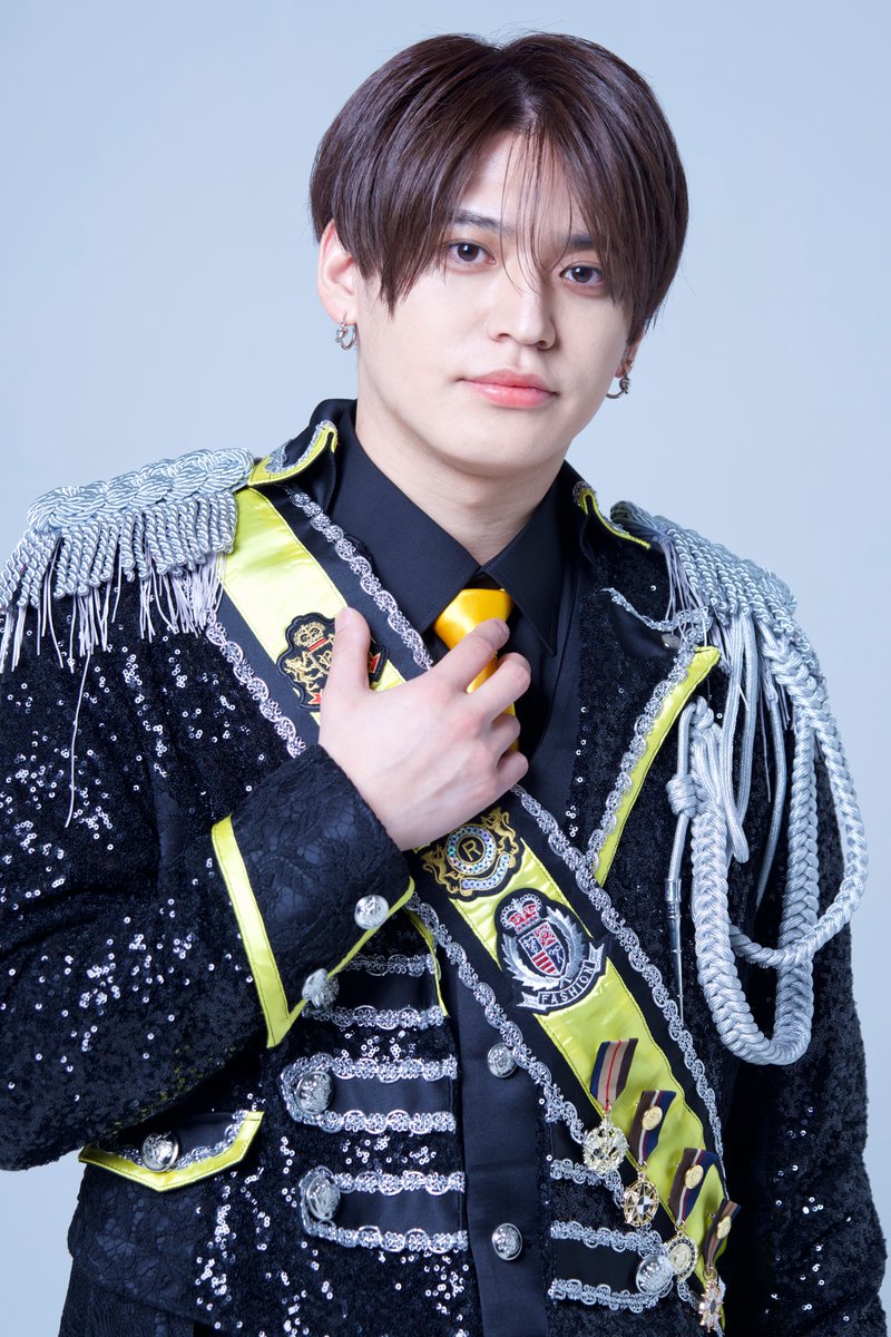 GENTLEGUM_info's tweet photo. 【新アー写公開】

佐野大海
担当カラー 黄色💛
(@sano__gum )

#GENTLEGUM https://t.co/PzhtrWGTlk