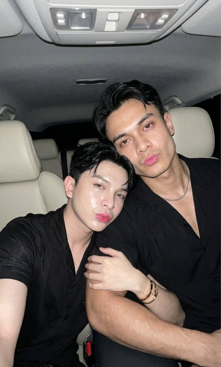 gillbert🌷 tweet media