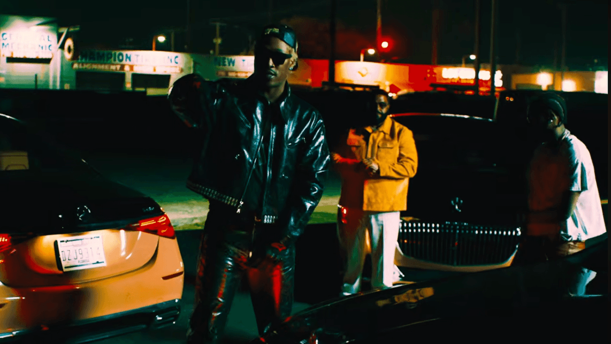 D100 Radio tweet media