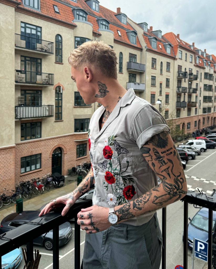 Daniel guldberg tweet media