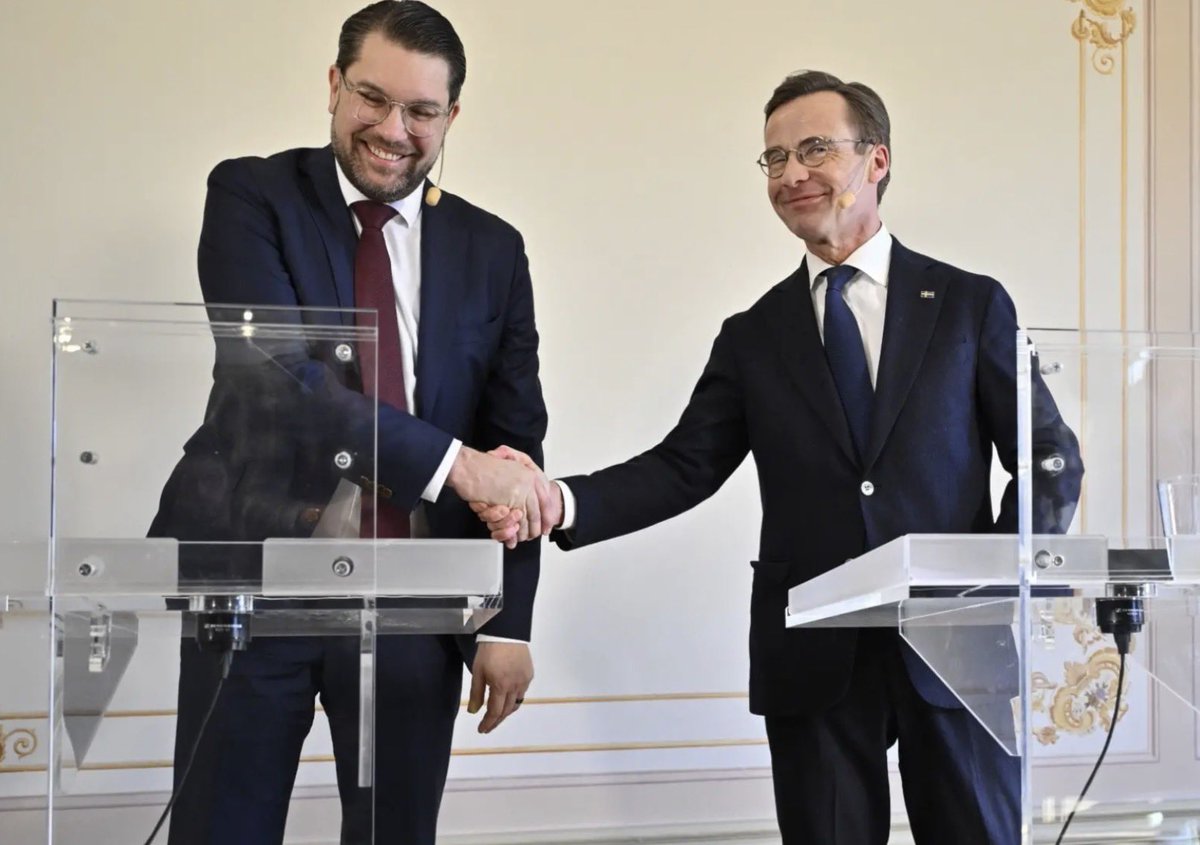 I en eventuell framtida Tidöregering med Ulf Kristersson som statsminister kommer majoriteten av statsråd runt hans bord att ha en annan partiledare som chef. Det är dags för ett steg till som Jimmie Åkesson uttrycker sig, förstår Ulf Kristersson vad detta kan betyda?