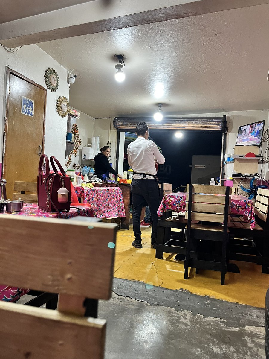 Erwin Medina tweet media