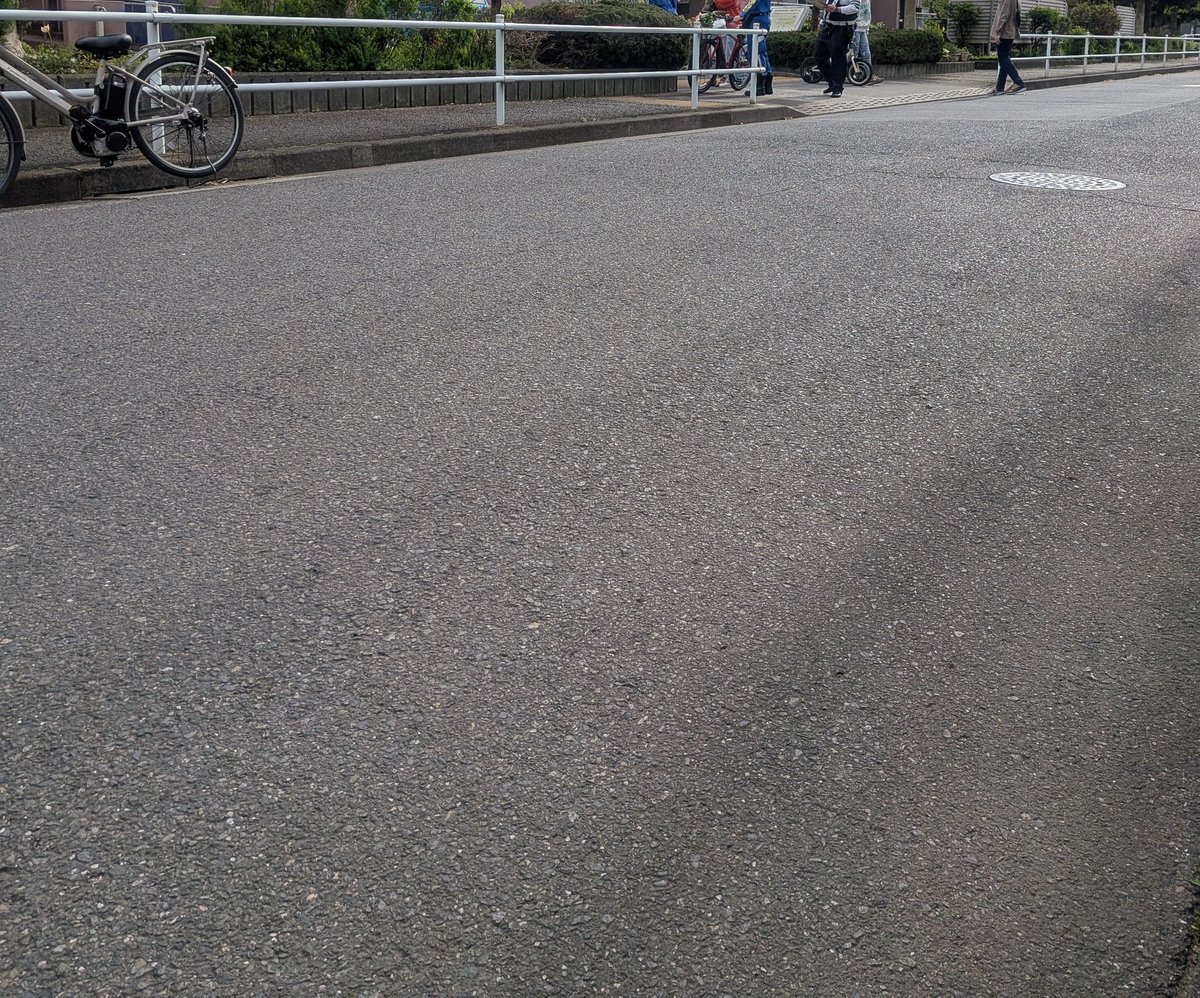 様子のおかしいゴンチー tweet media