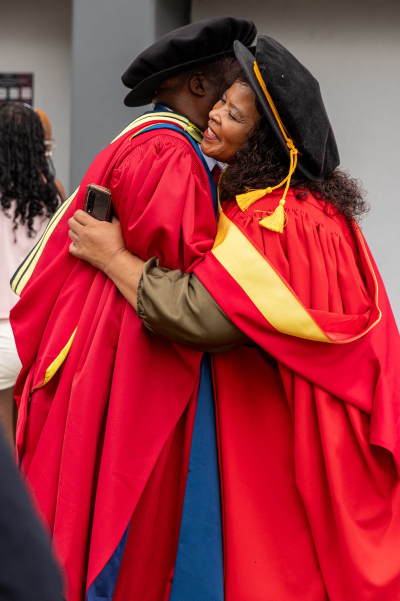 Mandela University tweet media