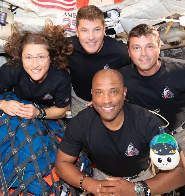 Andrew Hewitt tweet media