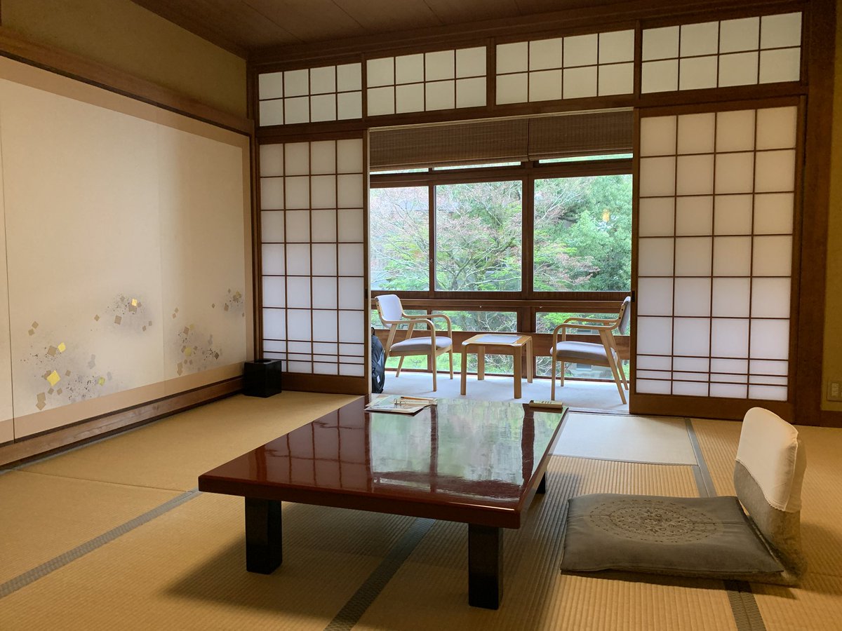 Luce Euforia @🍞鯖 tweet media