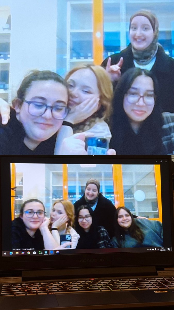 Projeyi teslim etmemiz  hataları ayıklamamız gerekiyordur ama biz gülmeden duramayan bir grubuz.. ( Lehim koptu, kod Allaha havale, servo çalışmıyor ama neşemize engel değil)