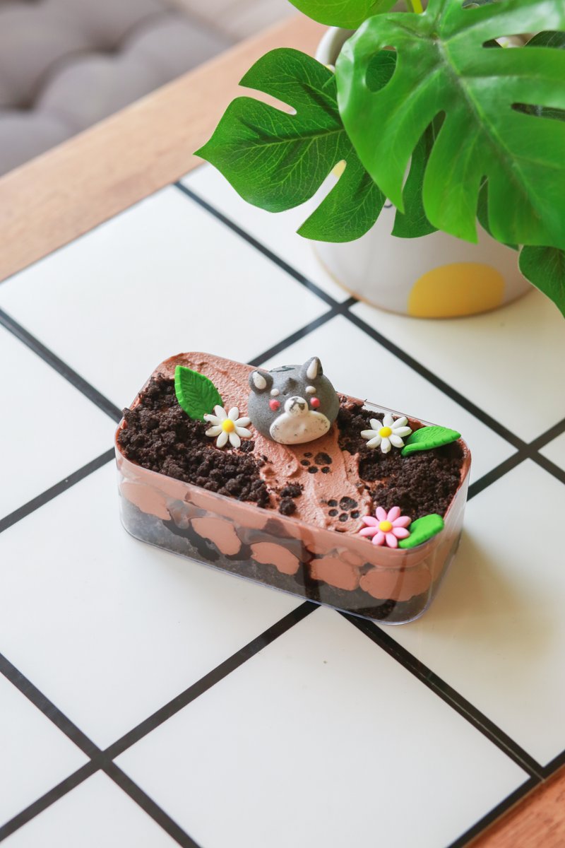 ᴡʜᴏ ʟᴇᴛ ᴛʜᴇ ᴅᴏɢs ᴏᴜᴛ? tweet media