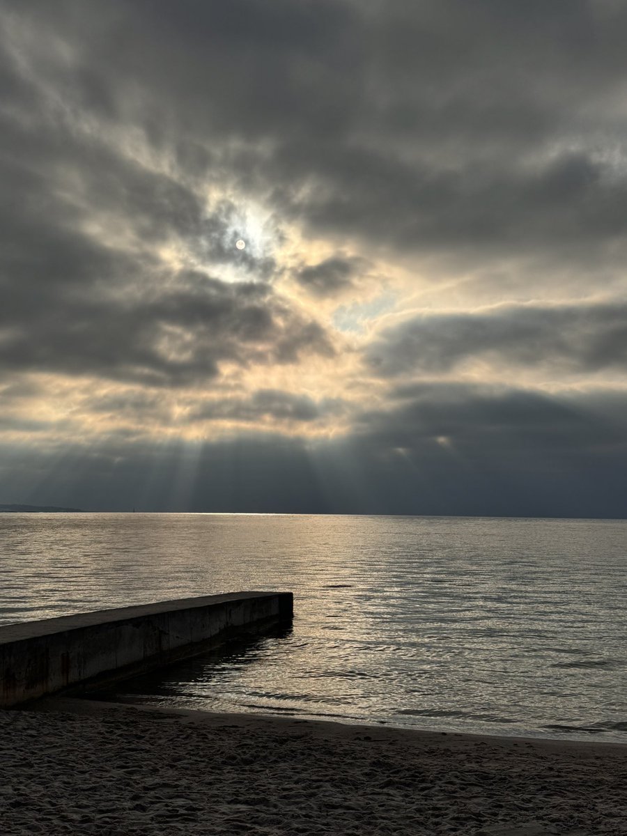 ReneTombarel's tweet image. Et un peu plus tard le soleil montre le bout de son nez #cannes #CotedAzurFrance