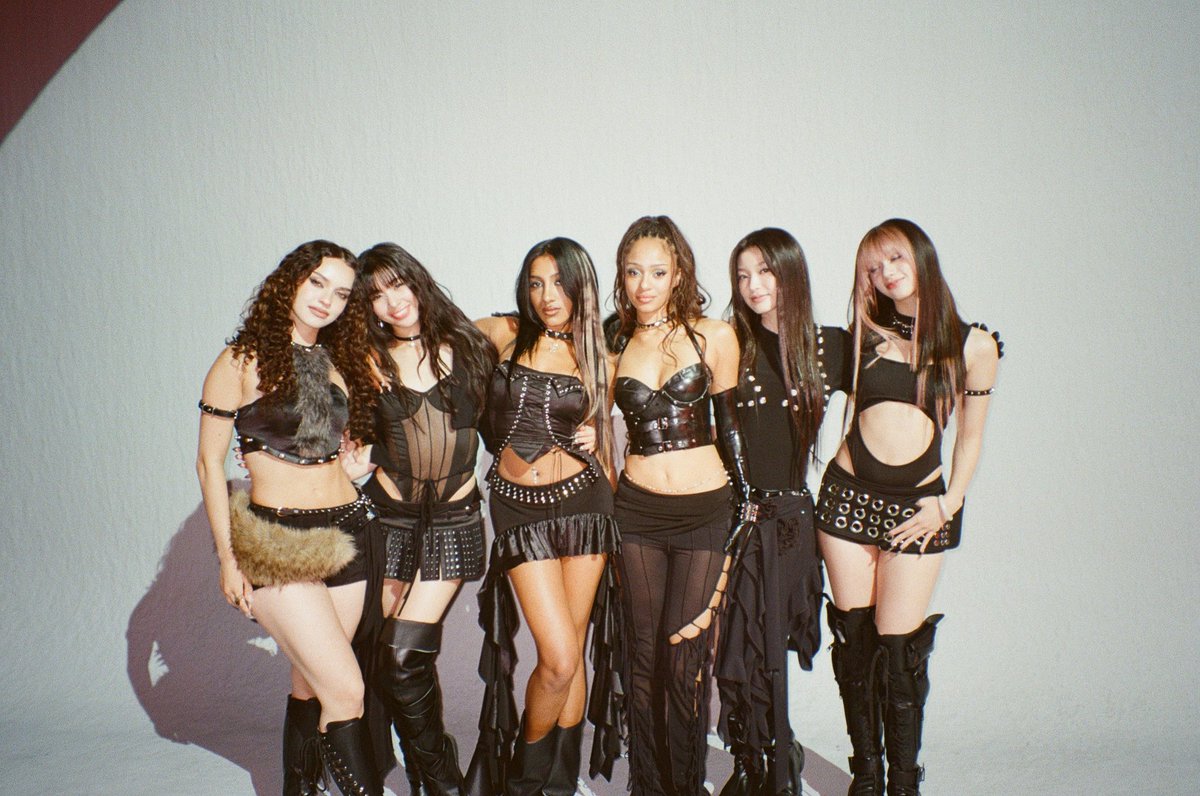 M.I.A ☆|| meiyok swift abrams gf|| ☆ tweet media