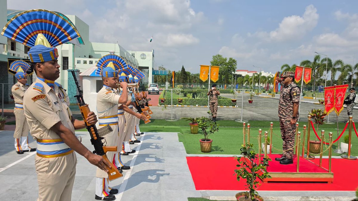 Honouring the Brave

​During his West Bengal tour, DG <a href="/crpfindia/">🇮🇳CRPF🇮🇳</a> Shri <a href="/gpsinghips/">GP Singh</a> paid solemn tribute at the Martyrs' Memorial situated at GC Siliguri.
The DG also inspected an impeccably turned-out Guard of Honour at the Quarter Guard.

#NationFirst
#Vandematram150