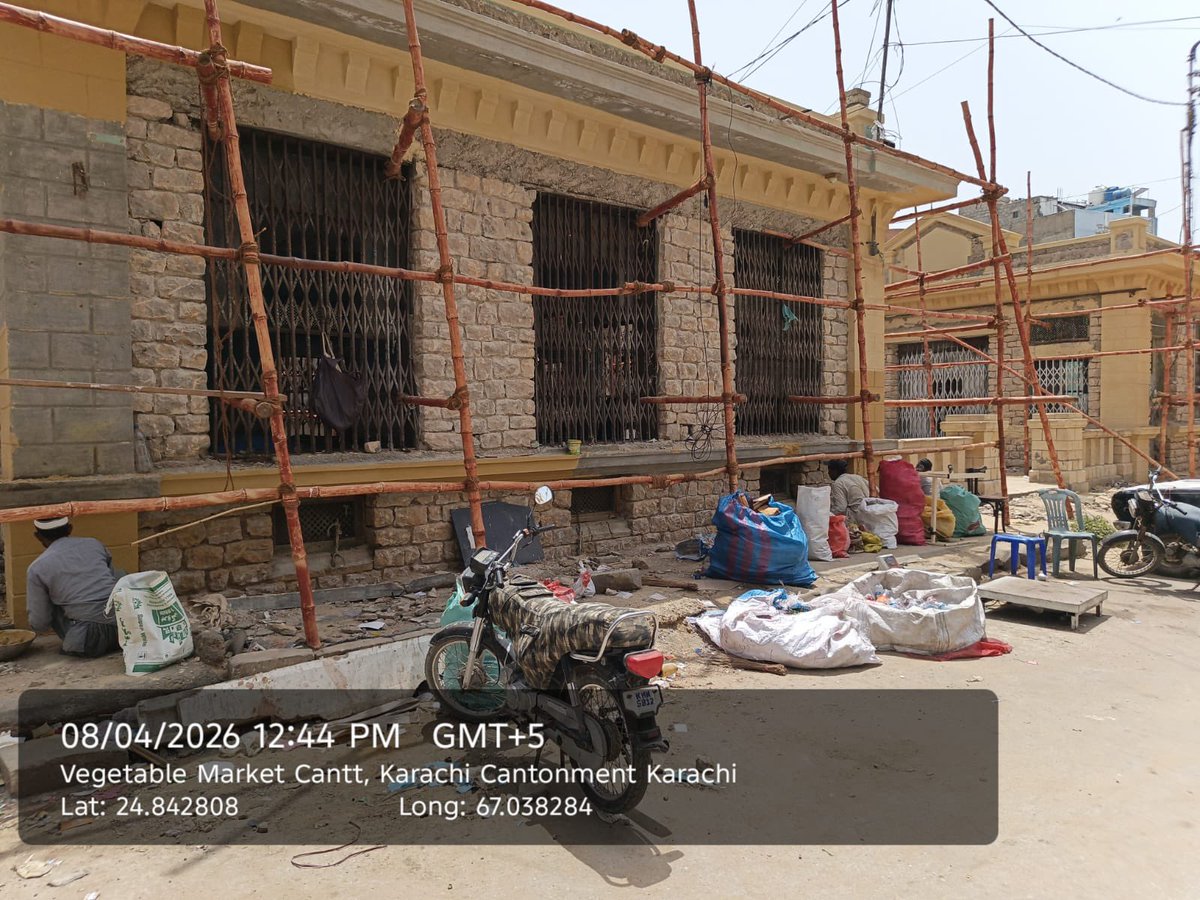 Restoration work is being carried out by KMC at the old Civil Lines Market near Cantt Railway Station. This used to be an abandoned space encroached in the past. How would the people of Karachi feel about having a fashion heritage museum at this heritage site ?