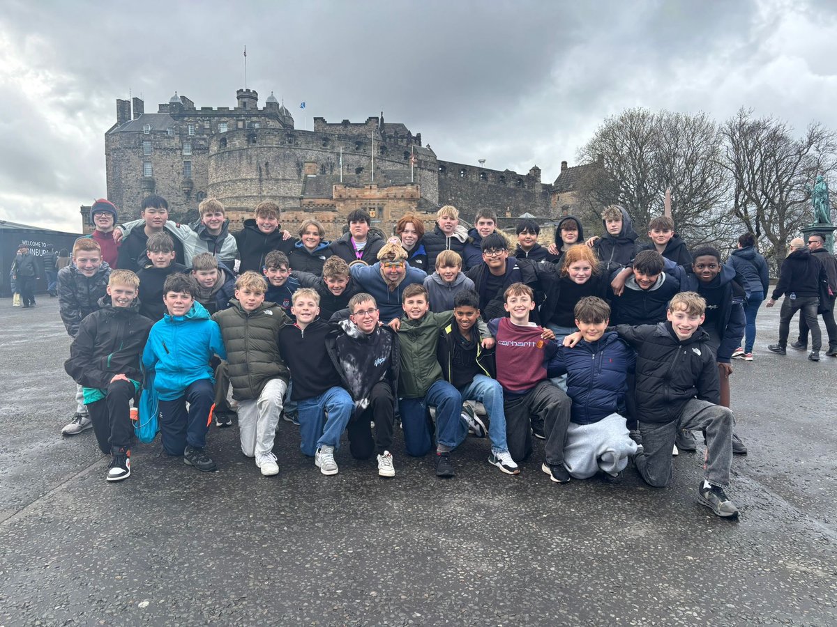 KingsMacRugby's tweet photo. 🏴󠁧󠁢󠁳󠁣󠁴󠁿 U13 Edinburgh Tour 🏴󠁧󠁢󠁳󠁣󠁴󠁿 
Tourist sights - Zoo, Royal Mile, Castle &amp; Arthur’s Seat. 

Followed by the end of tour presentation. 

B Team PotT- Oliver Johnstone
A Team PotT- Beau Rushton
Man of the Tour - Ben Hasson 

Congratulations to all on a successful tour! 

#BLUEprint 🔵 https://t.co/ukAIRkToe8
