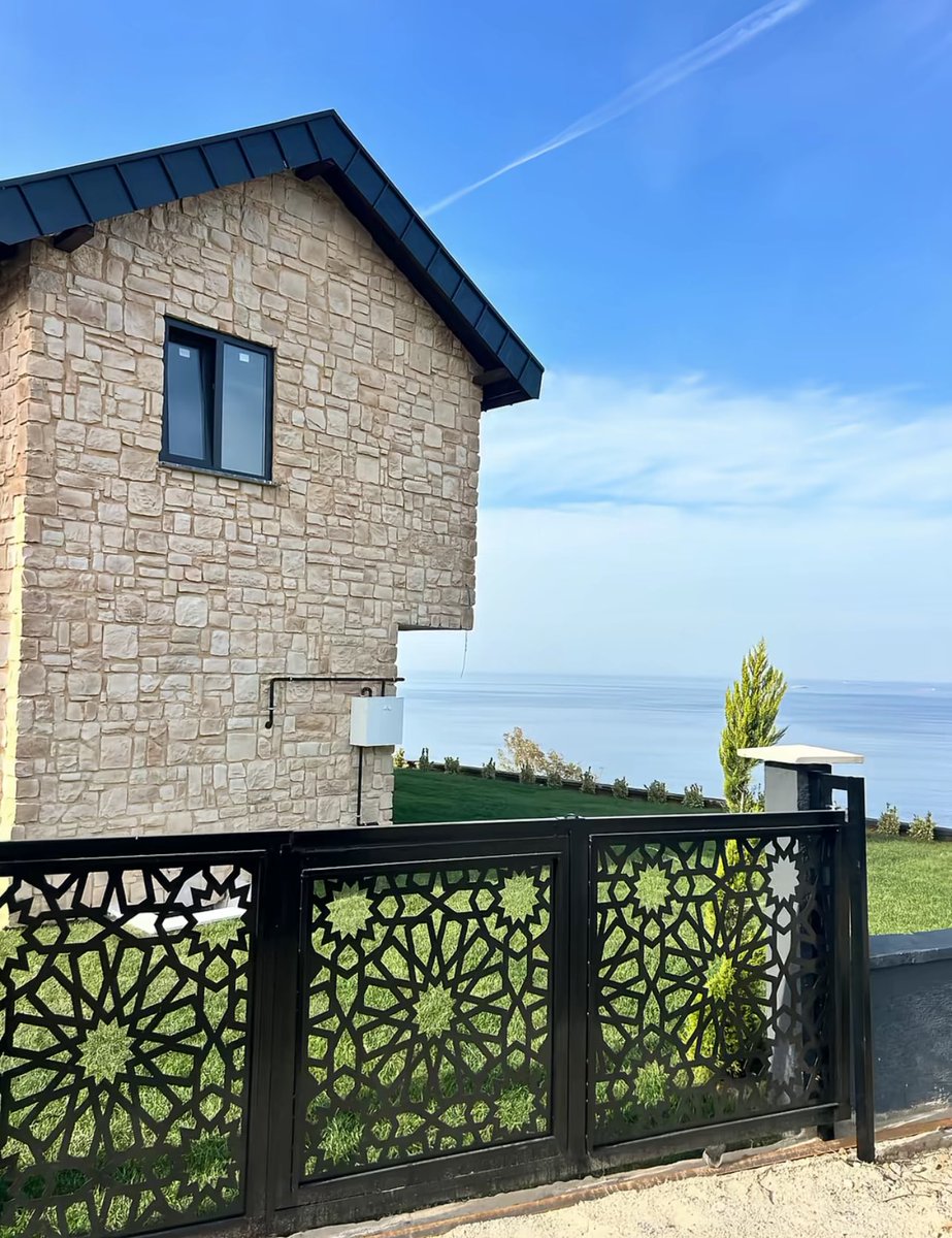 ru 🕯️ tweet media