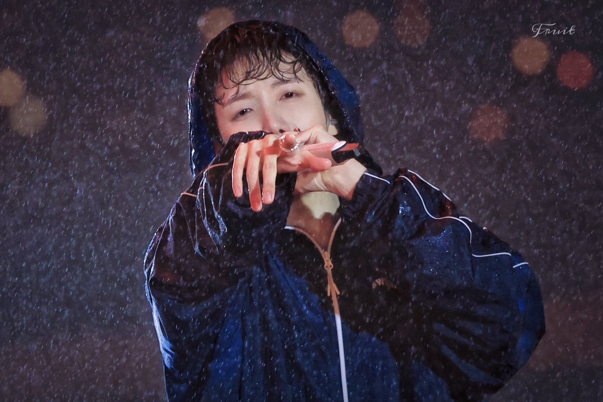 20260409 GOYANG- D1 

Even in the heavy rain 🥺

#BTS_WORLDTOUR_ARIRANG_GOYANG
#jhope  #정호석 #ジェイホープ  
#鄭號錫 #郑号锡 #BTS