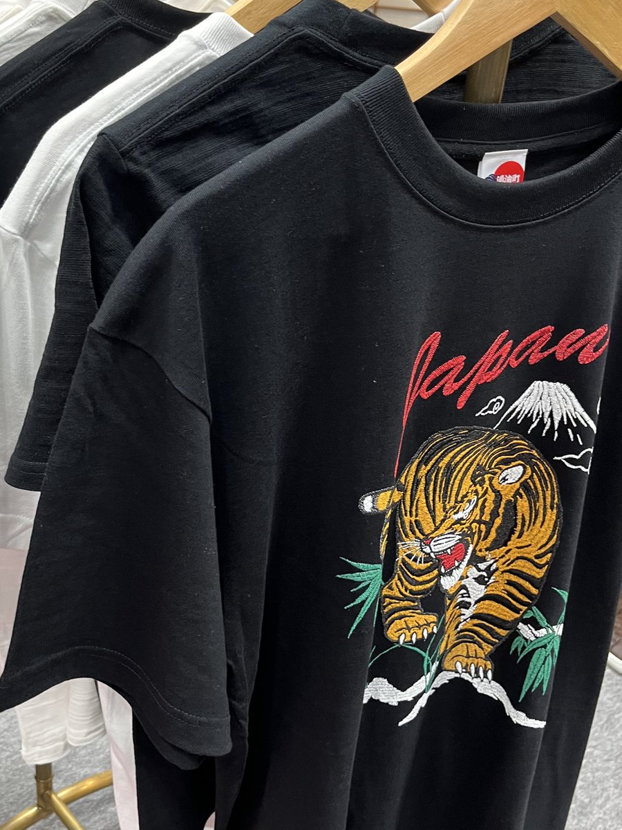 ボンマックス【公式】働くひとたちの『制服』をつくる会社 tweet media