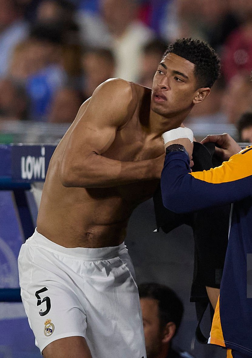 disgracie TV tweet media