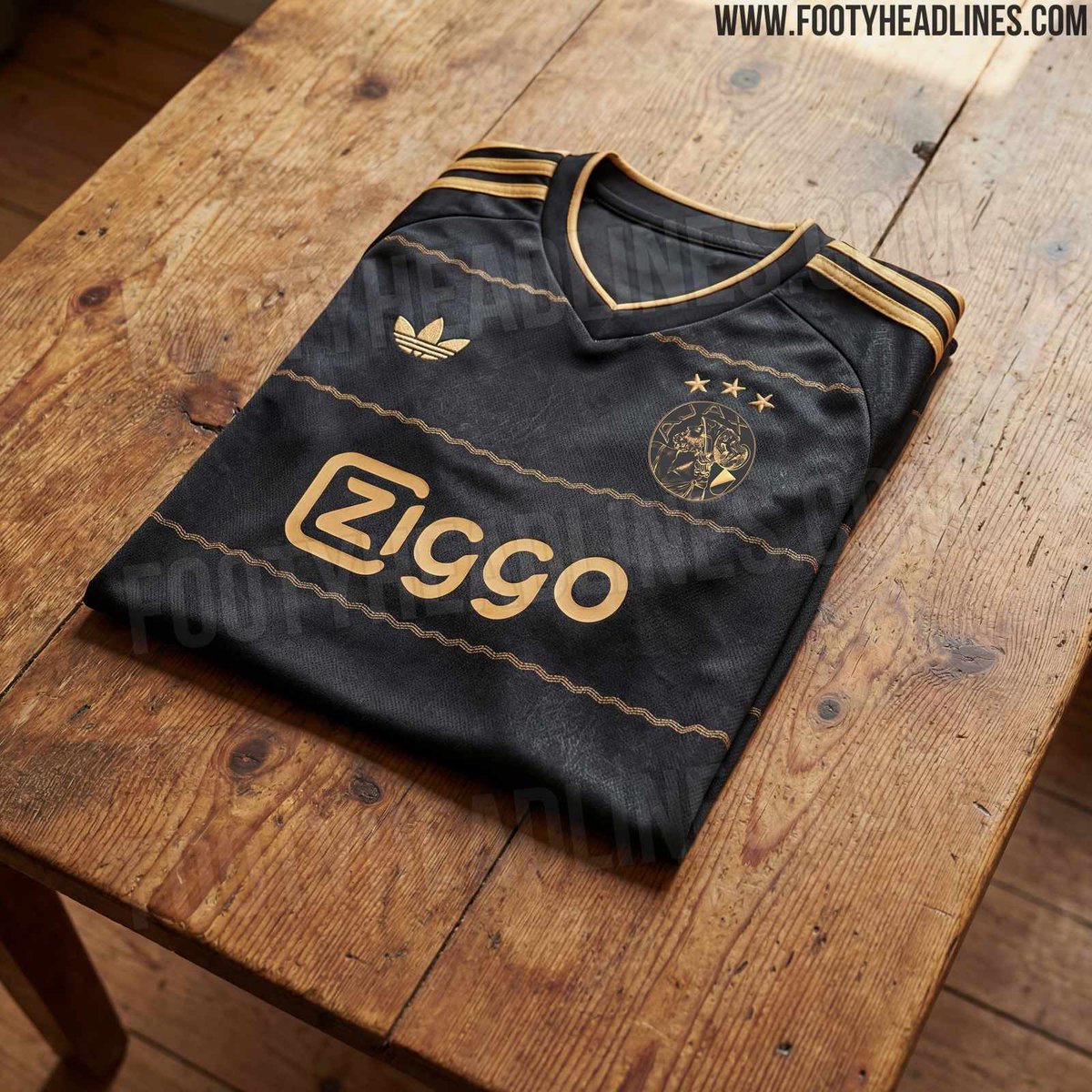 Keihard uit shirt.