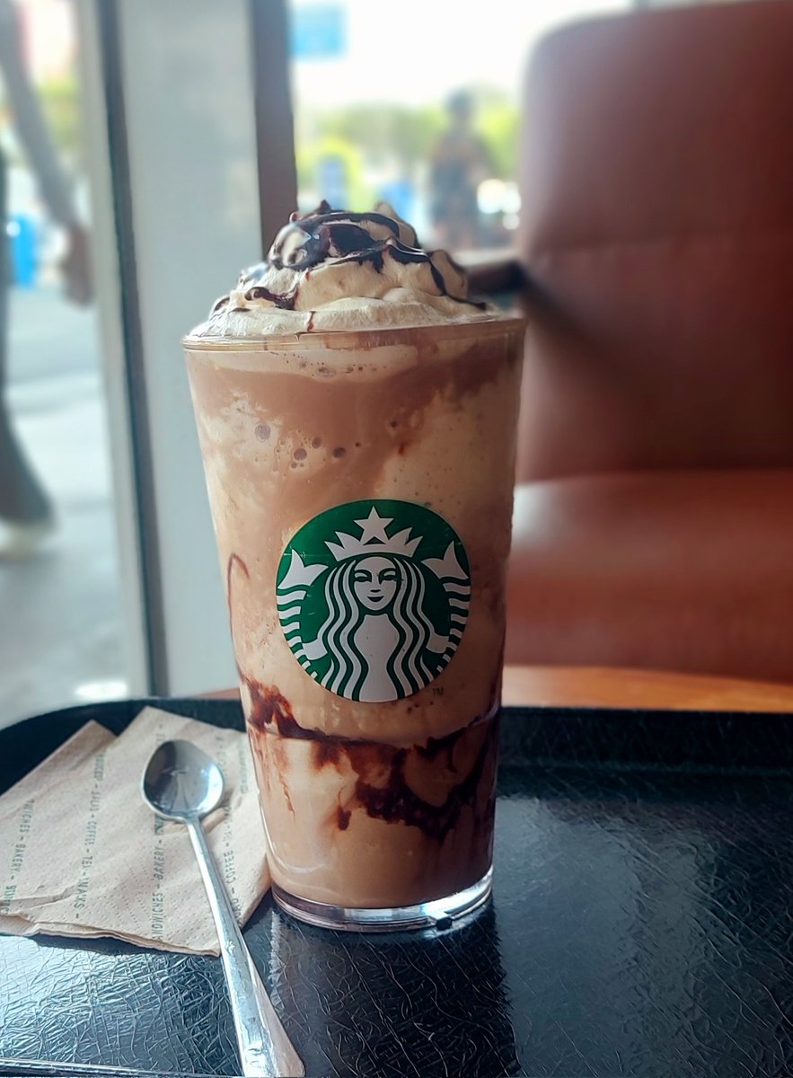 imdada13's tweet photo. Maiba naman... #triplemochafrappuccino @starbucksnova https://t.co/c7WVrREJPg