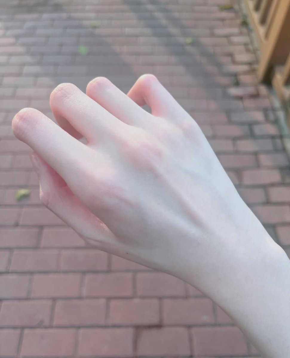 นูนีน่า ♡ tweet media