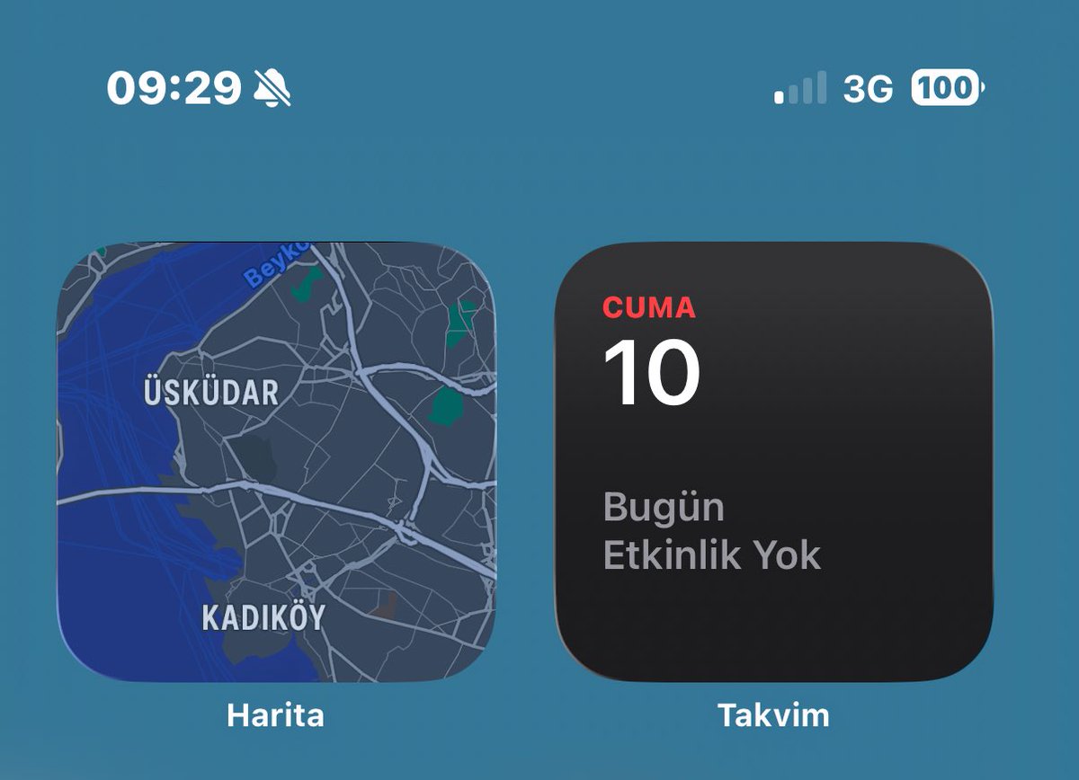 CananDemircan10's tweet photo. İstanbul’da Üsküdar’da yaşıyorum, ne iş yerimde (ki hastanede çalışıyorum) ne evimde bırakın 5G yi normal mesajımızı 3G ile bile gönderemiyorum. Yıl 2026 bana ulaşmak isteyen mektup göndersin modundayım @TurkTelekom @ttkomIR https://t.co/Gr5oCSwmMB
