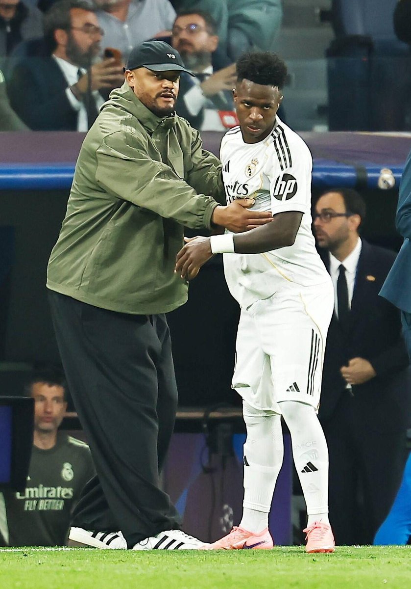 Bayern XTRA Commentary tweet media